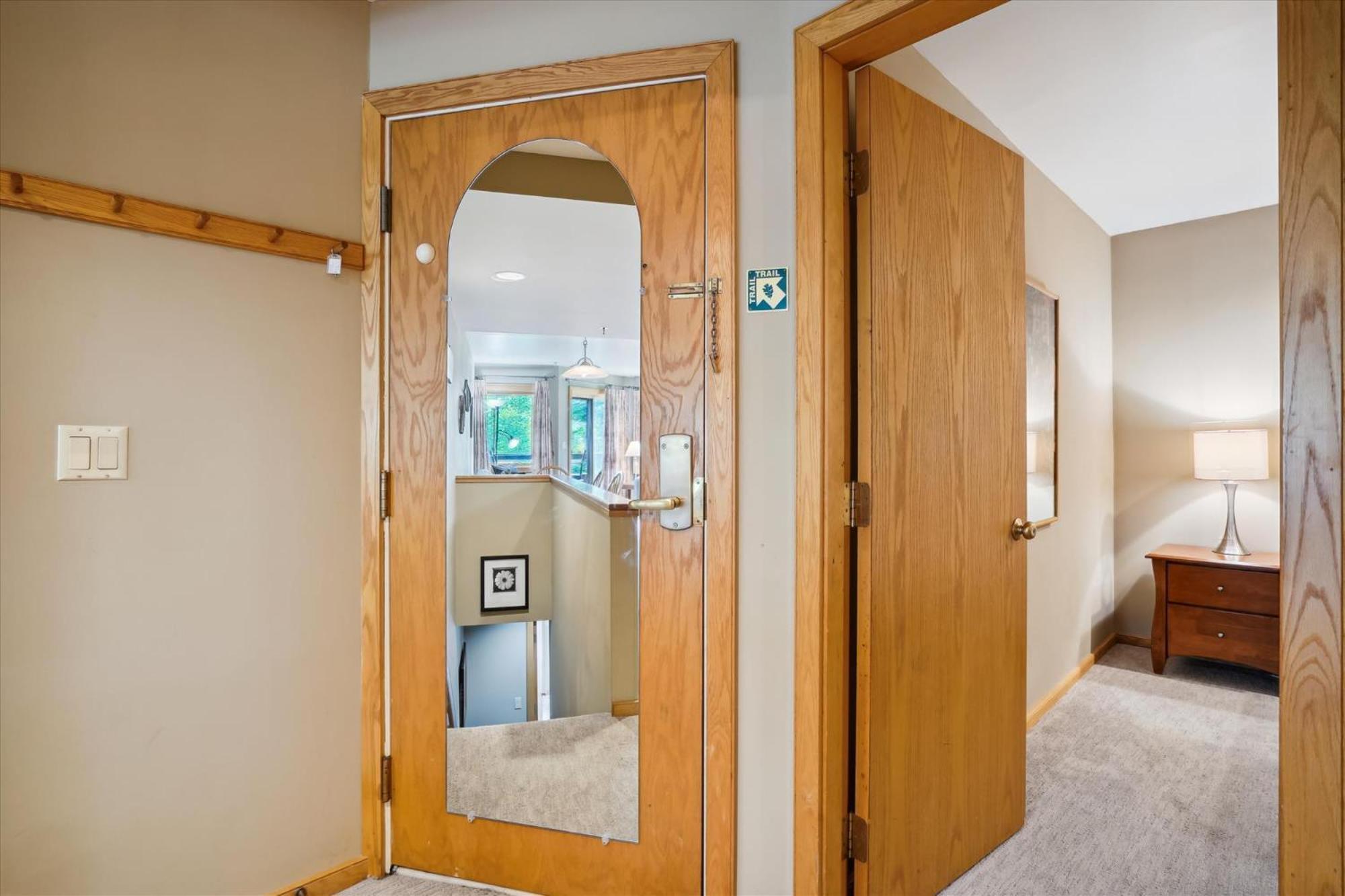 Amazing View, Location, Back Trails, Sports Center, Pool Highridge B4 Highridge