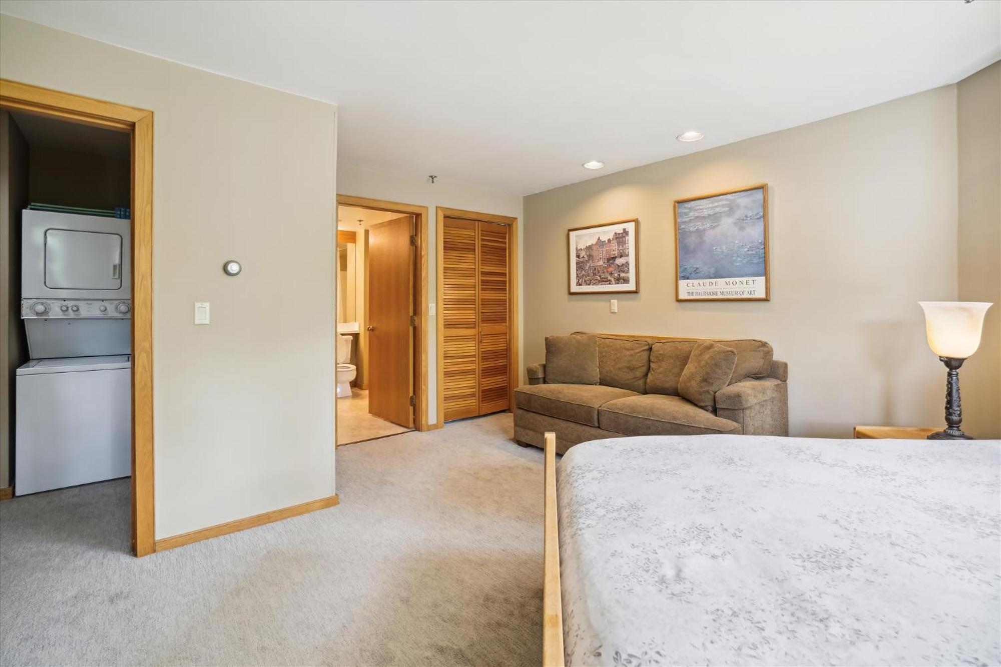 Amazing View, Location, Back Trails, Sports Center, Pool Highridge B4 Highridge *