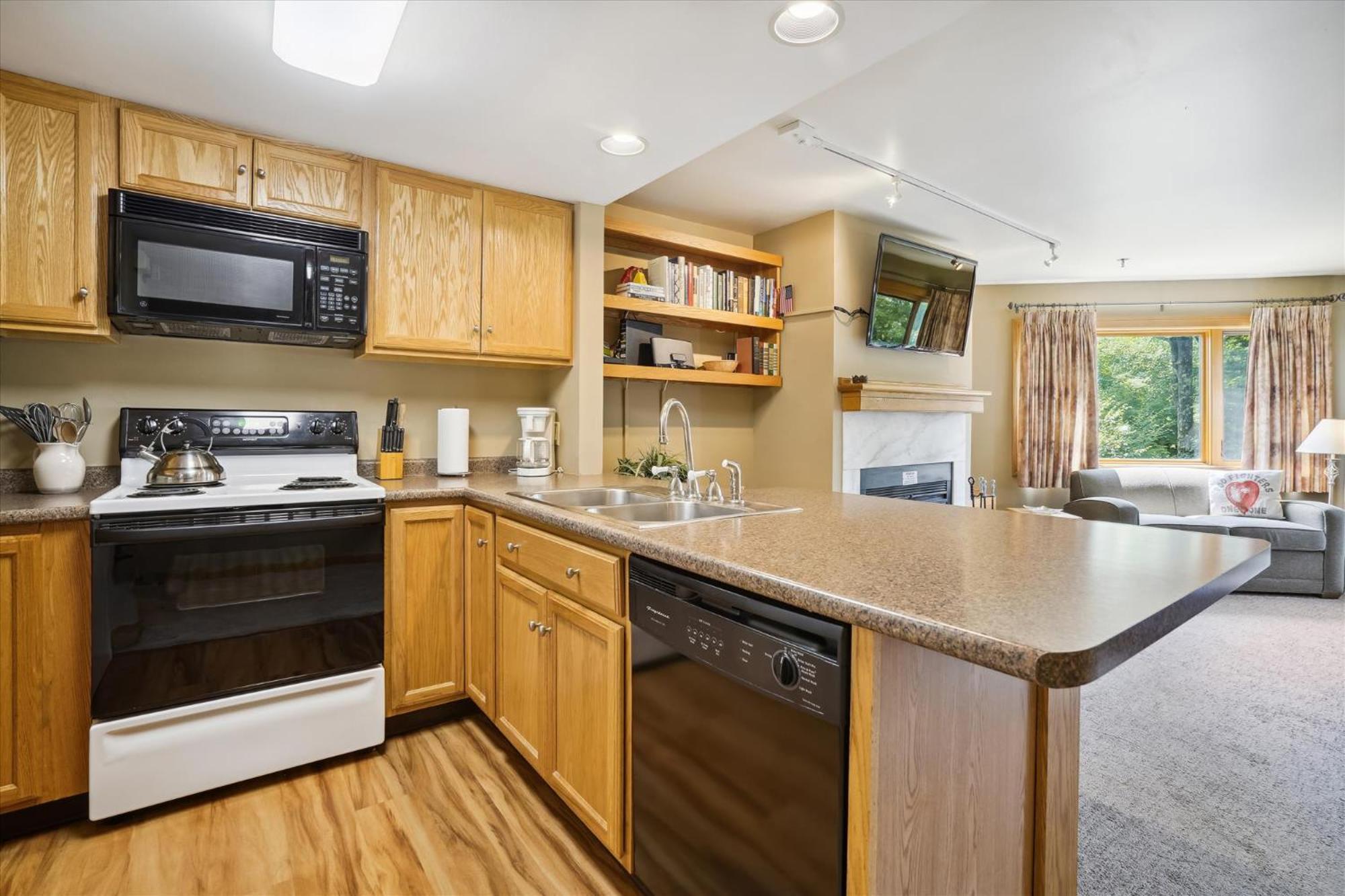 Amazing View, Location, Back Trails, Sports Center, Pool Highridge B4 Highridge Killington