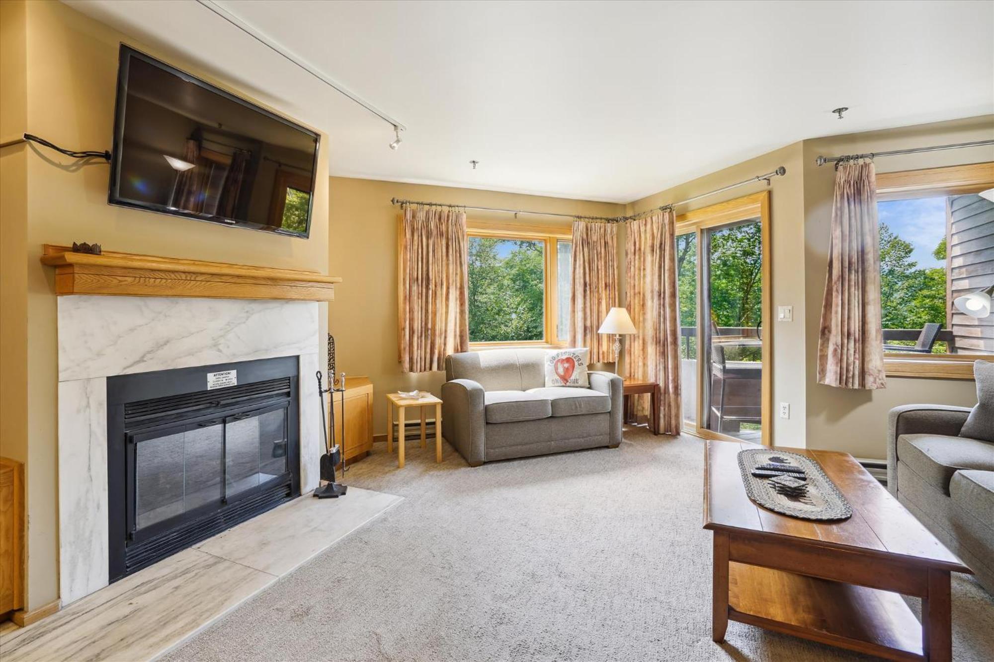Amazing View, Location, Back Trails, Sports Center, Pool Highridge B4 Highridge * Killington
