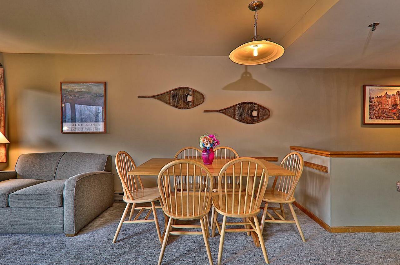 Amazing View, Location, Back Trails, Sports Center, Pool Highridge B4 Highridge Holiday home