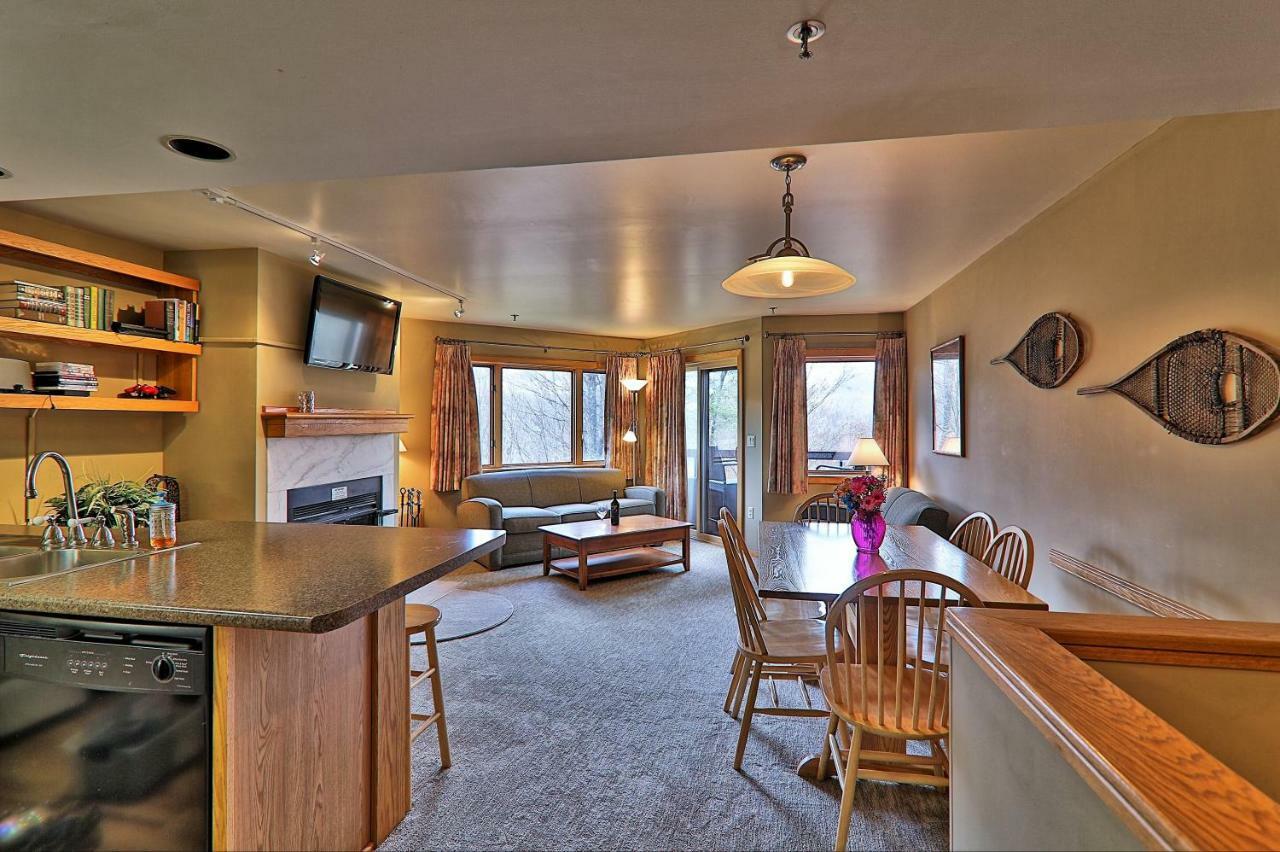 Holiday home Amazing View, Location, Back Trails, Sports Center, Pool Highridge B4 Highridge Killington